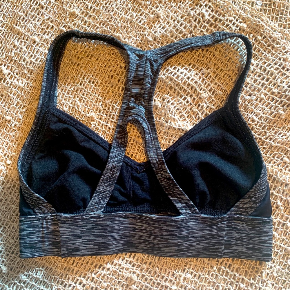 TYR Racerback Sports Bra / Swim Top - Picture 2 of 2